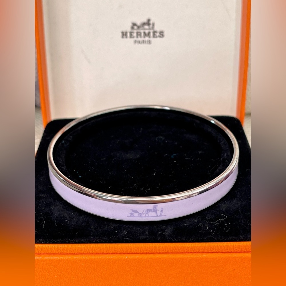HERMÈS Horse & Carriage Logo Bangle/Bracelet⭐️Lavender⭐️W/BOX 💯 Authentic ⭐️COA💜
